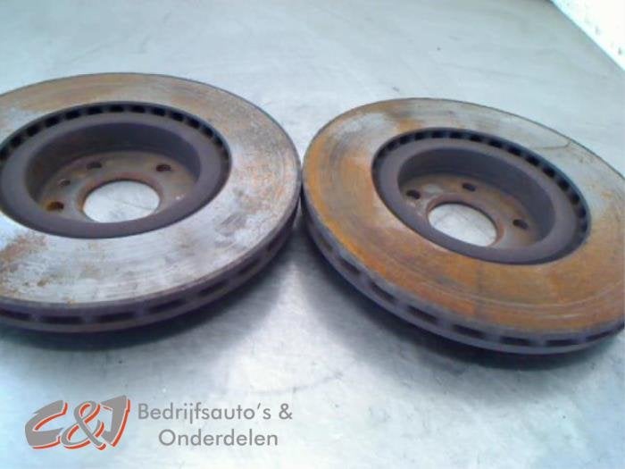 Disque de frein avant d'un Fiat Doblo, -, 3 mois de garantie, Utilisé, Fiat