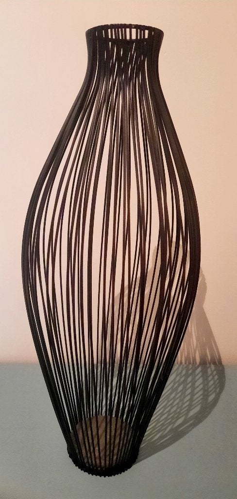 Vase moderne metal noir, Maison & Meubles, Accessoires pour la Maison | Vases, Enlèvement, Comme neuf, Noir, Métal
