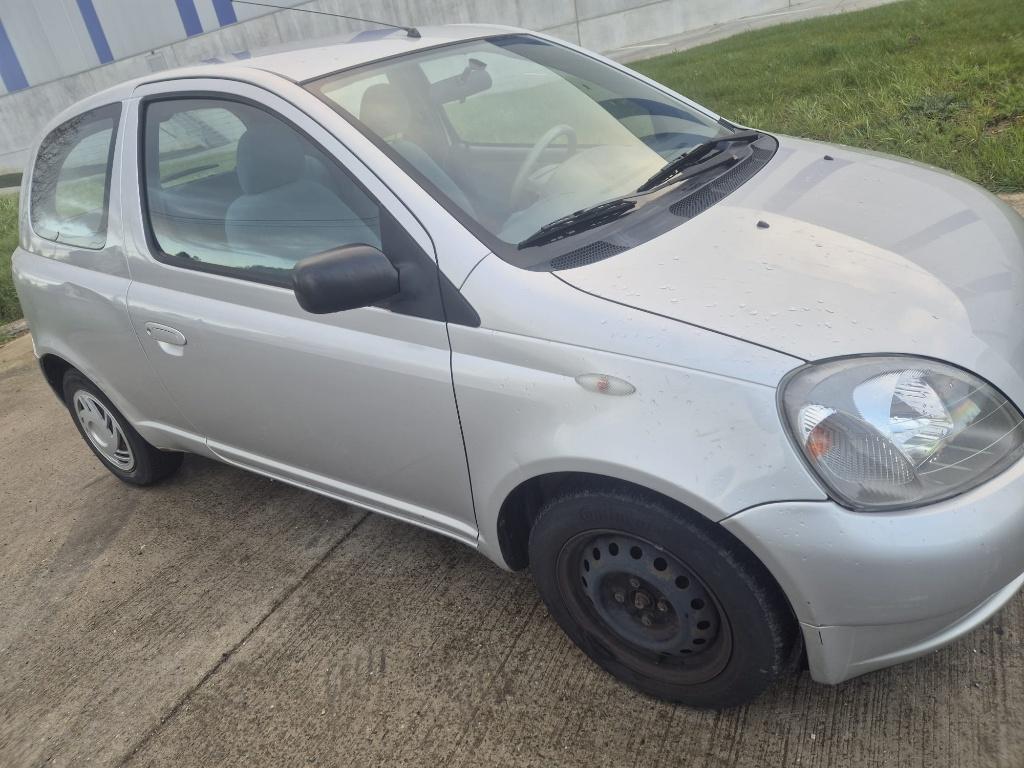 Airoc Toyota Yaris 1.3 Essence, Autos, Achat, Entreprise, Boîte manuelle, 5 portes