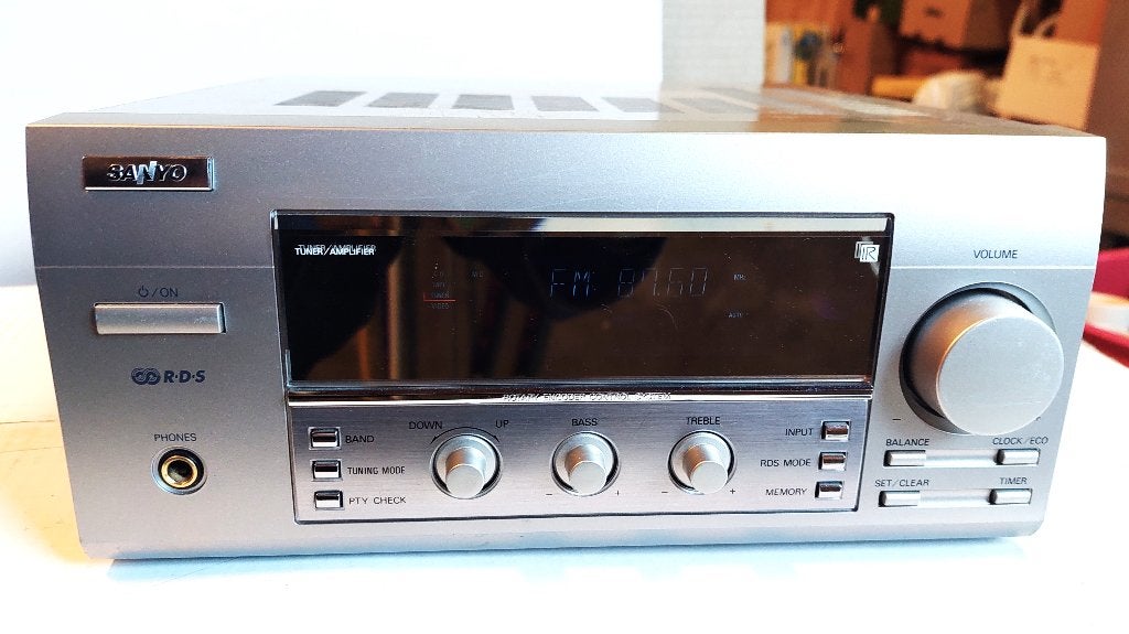 SANYO –DC-007C RECEIVER – FM radio, TV, Hi-fi & Vidéo, Enlèvement ou Envoi, Utilisé, Radio