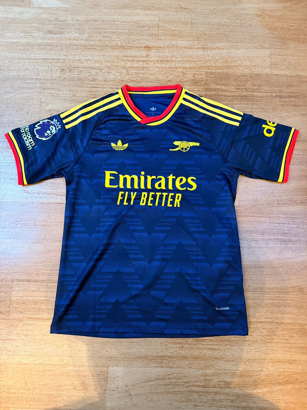 Arsenal away, Maat L, Ophalen of Verzenden, Nieuw