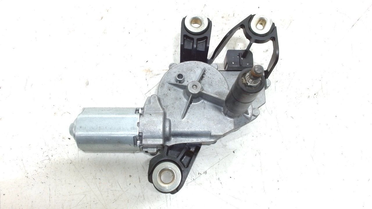 Ruitenwissermotor achter Volkswagen Polo, Onderdelen@venauto.nl, Van der Ven Autorecycling B.V., Ettenseweg 76, 4706 PB Roosendaal, The Netherlands
