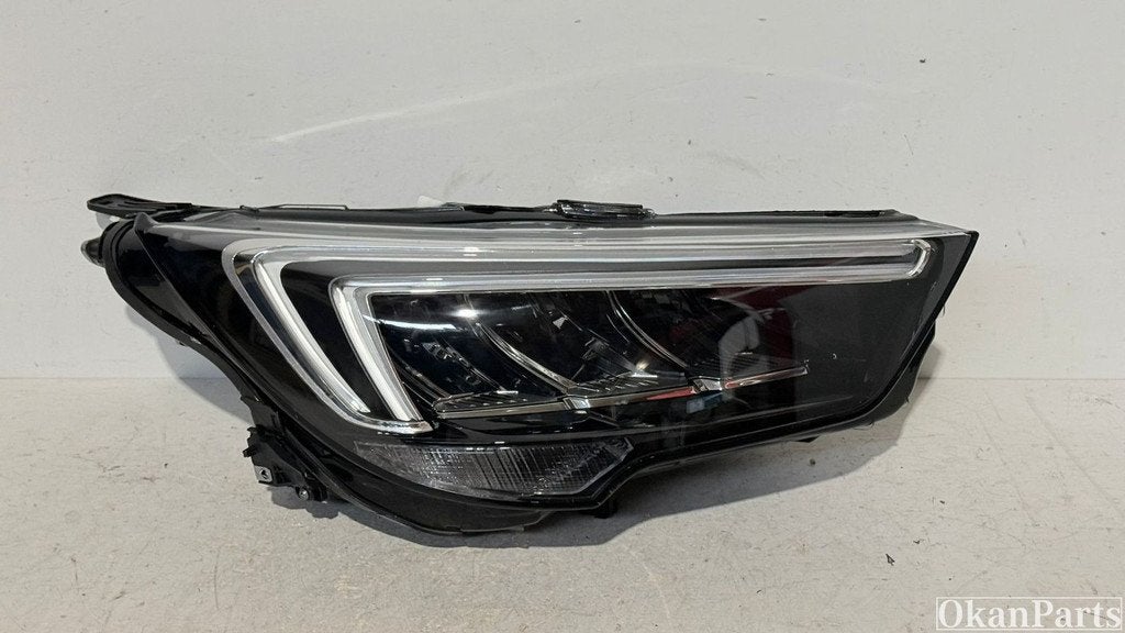 Opel Crossland X LED rechter koplamp rechts, Fabrikant BV, Gebruikt, Info@fabrikant.eu, Fabrikantstraat 1
1000 AA  Amsterdam, NL