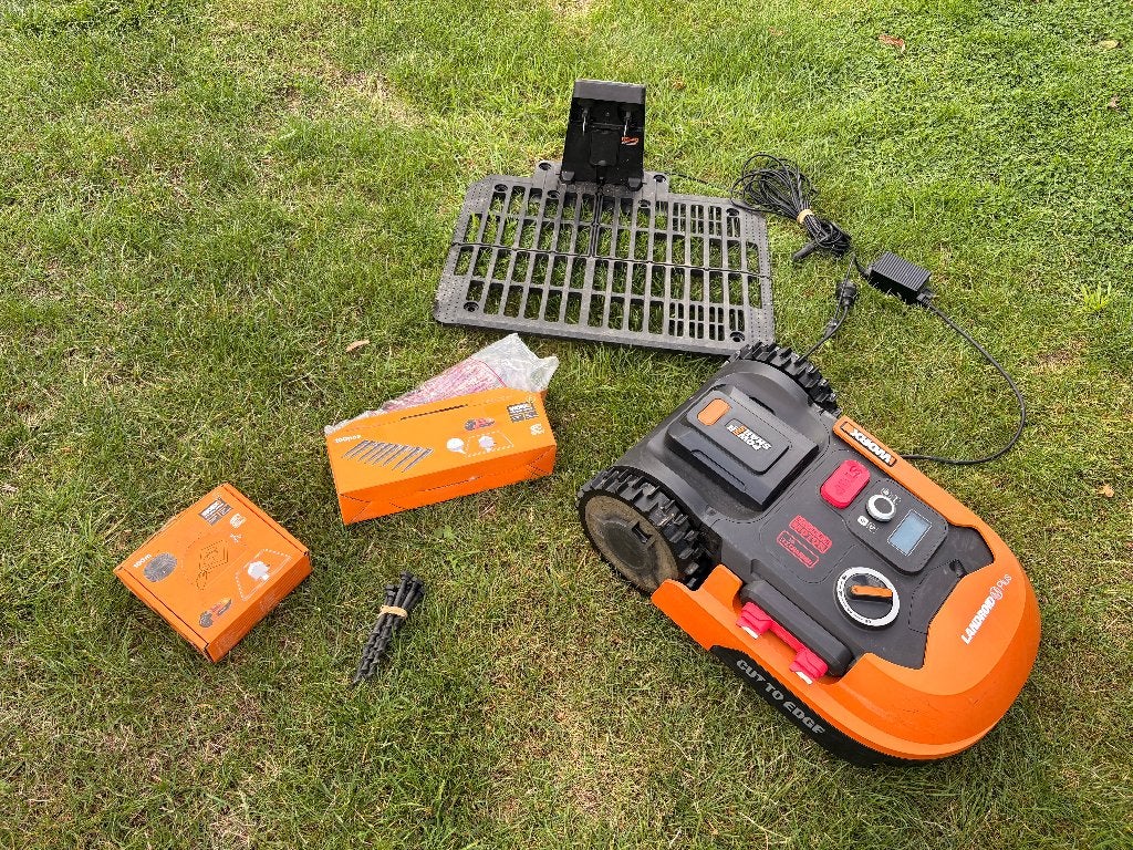 Worx robotmaaier Landroid M500+ voor gazons tot ca. 500m², Worx, Ophalen of Verzenden, Zo goed als nieuw, Minder dan 20 cm