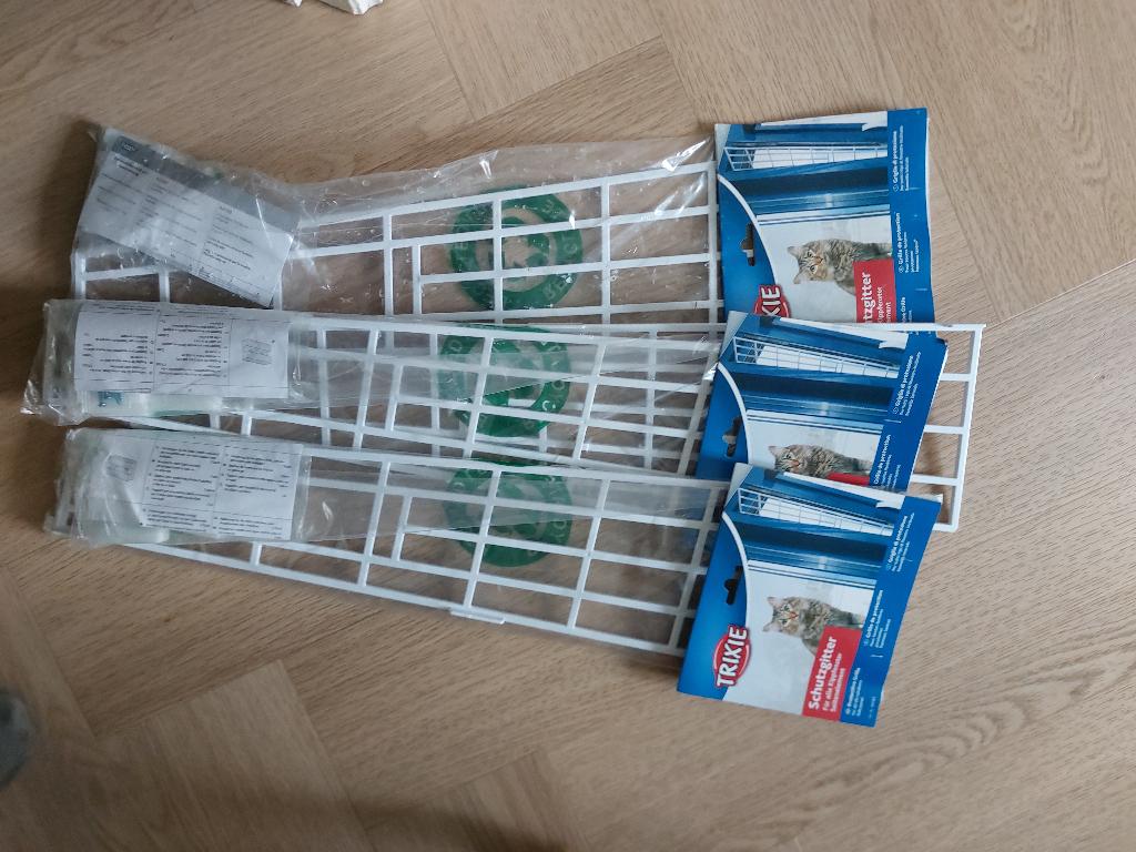 Raamveiligheidsrooster voor katten en kleine huisdieren €50, Dieren en Toebehoren, Katten en Kittens | Overige Katten, Kortharig