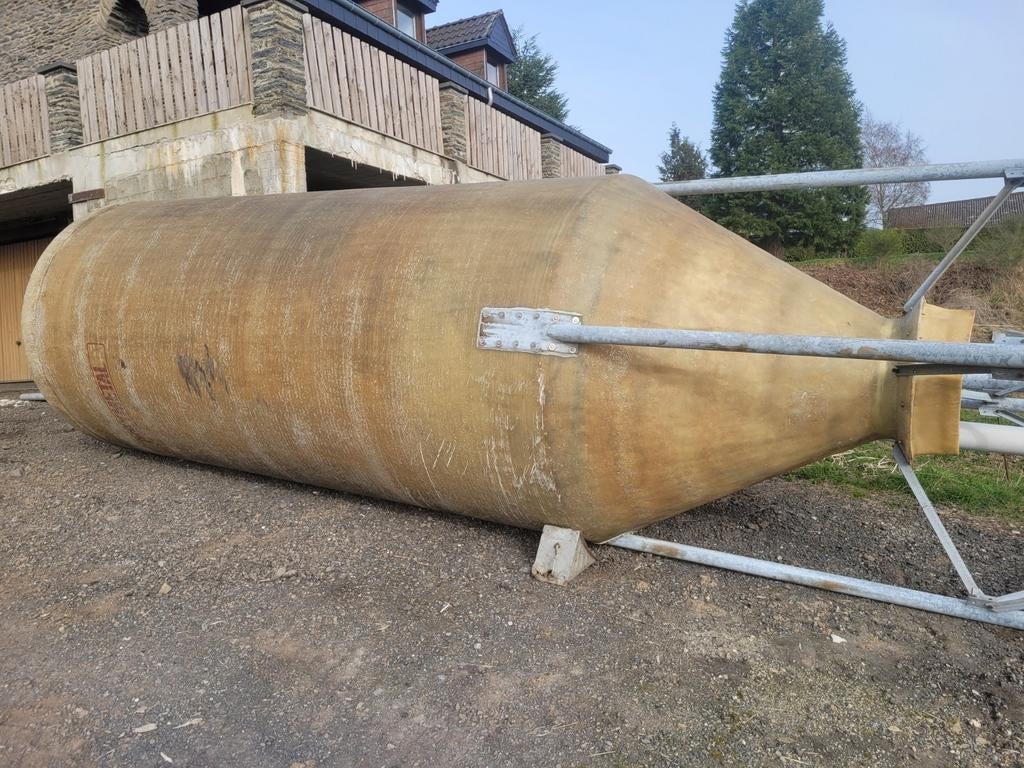SILO POLYESTER:  11 TONNES., Zakelijke goederen, Landbouw | Veevoer, Ophalen