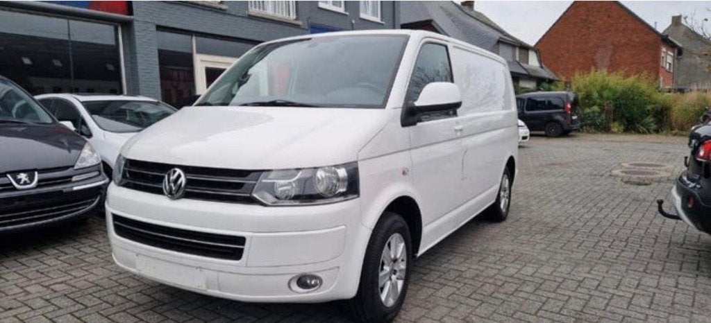 Volkswagen Transporter —2.0 Diesel Automatique  243000 km, Cuir, Entreprise, Electronic Stability Program (ESP), Noir