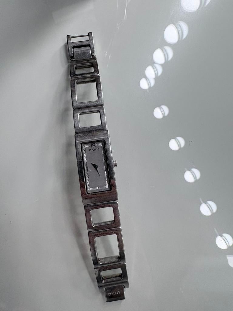 montre DKNY, Bijoux, Sacs & Beauté, Montres | Femmes, Enlèvement, Comme neuf, DKNY