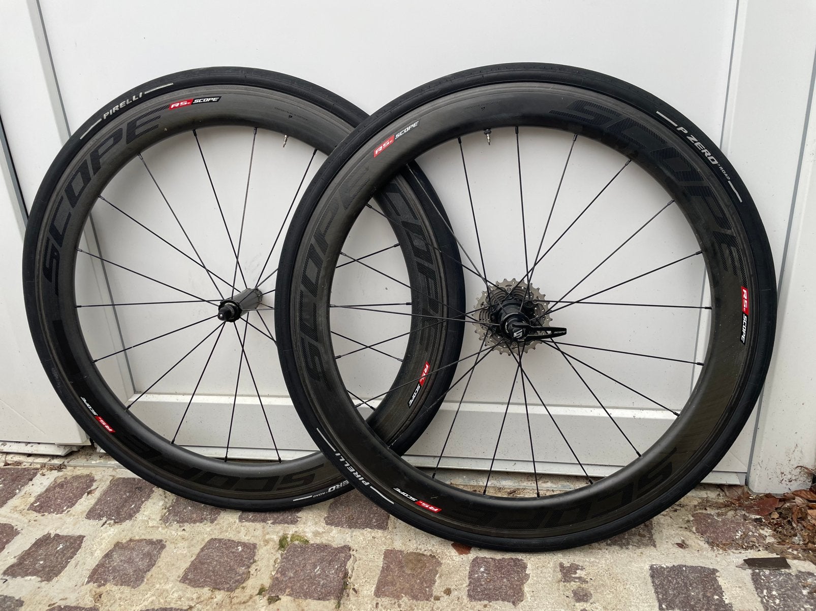Roues Scope R5c 50mm carbone, Enlèvement, Comme neuf, Carbone