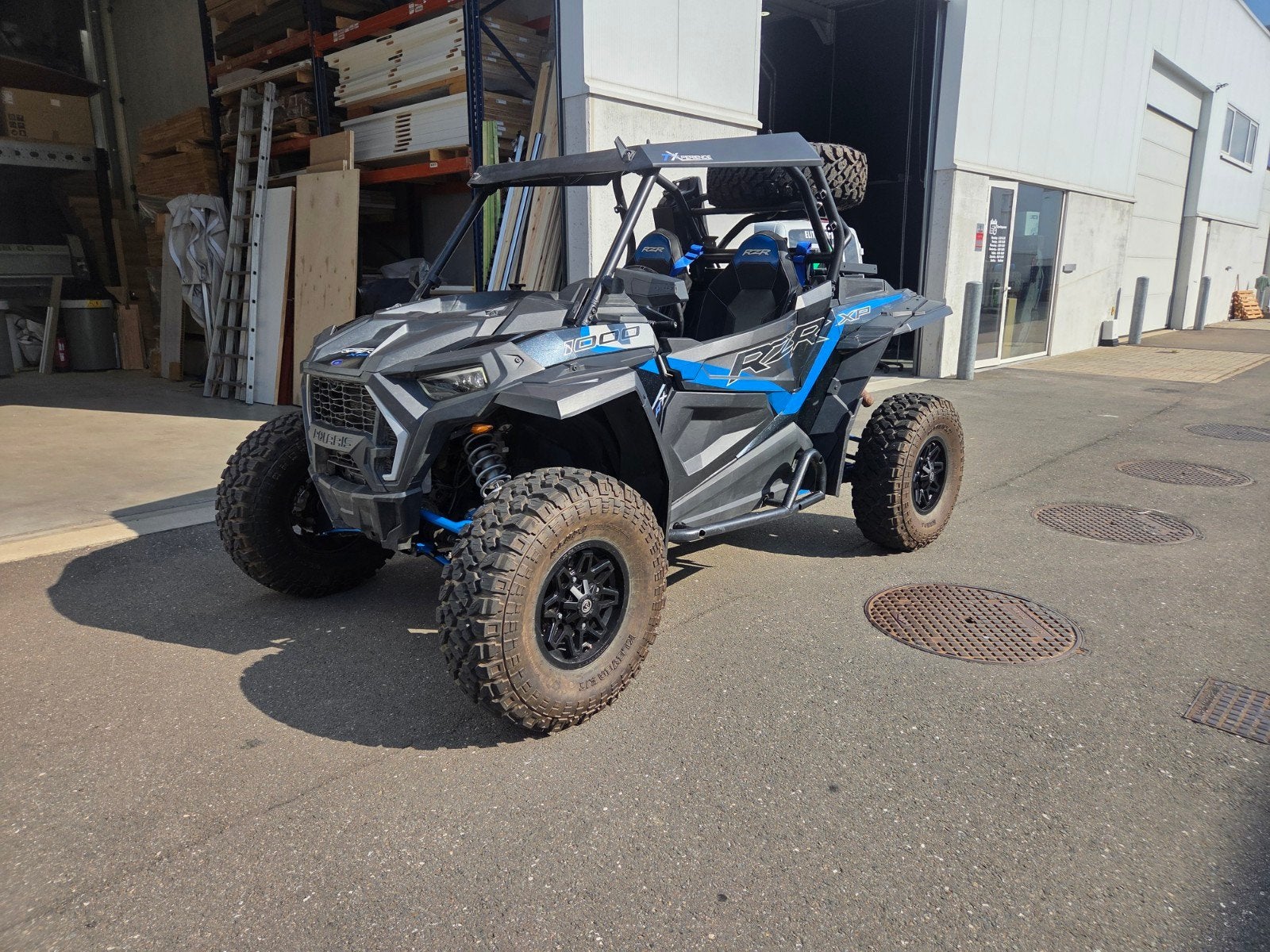 Polaris rzr 1000 xp, Motoren