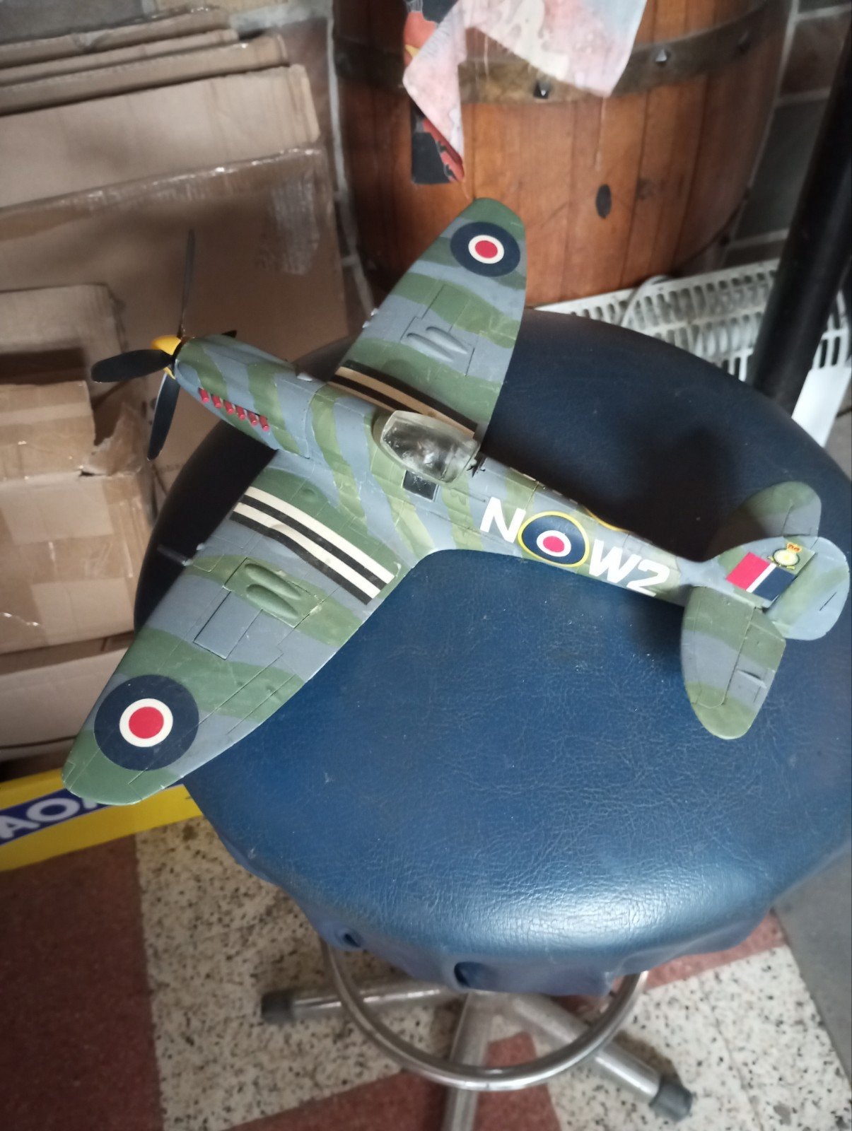 Spitfire, Hobby en Vrije tijd, Modelbouw | Radiografisch | Vliegtuigen, Verzenden