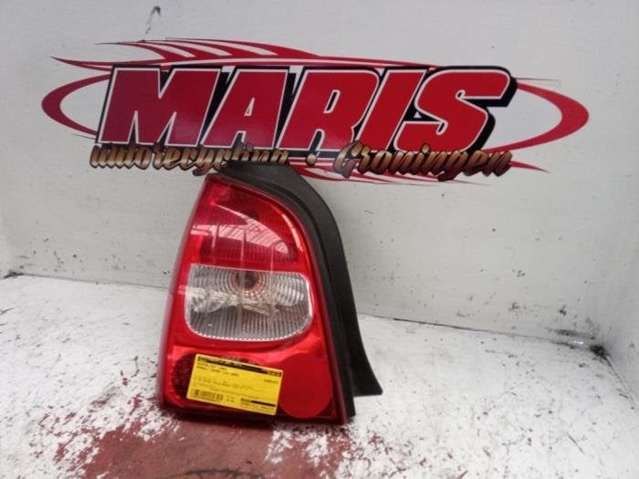Feu arrière gauche d'un Renault Twingo, -, Renault, -, 3 mois de garantie