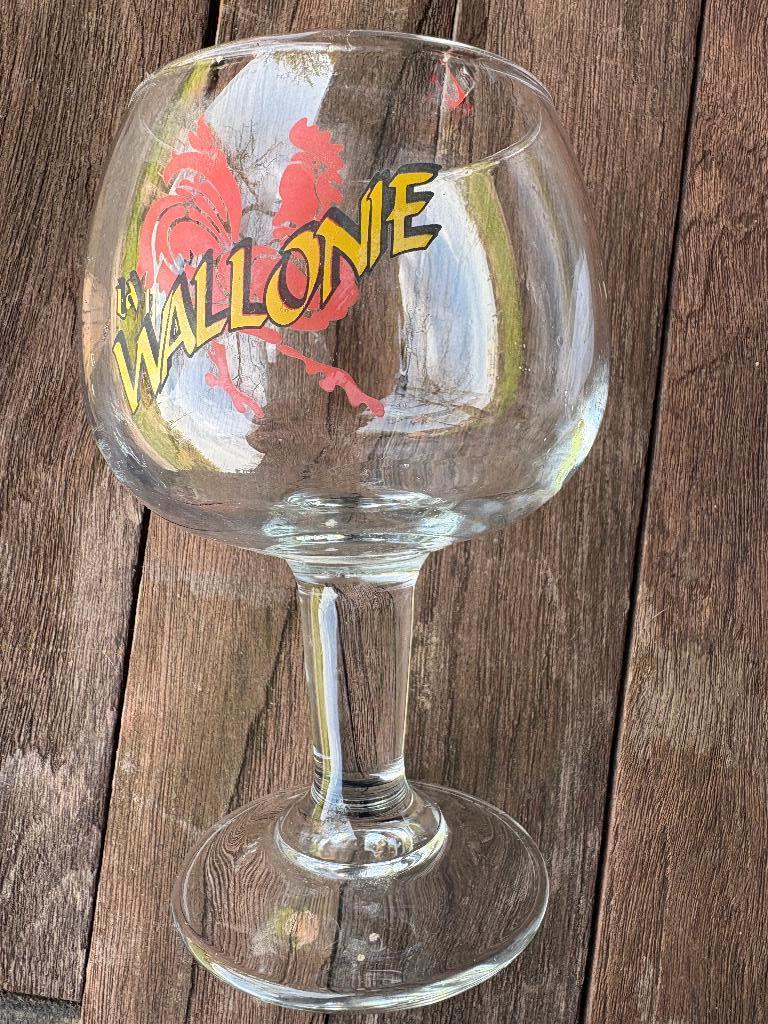 La Wallonie, Collections, Enlèvement ou Envoi, Utilisé, Verre ou Verres, Autres marques