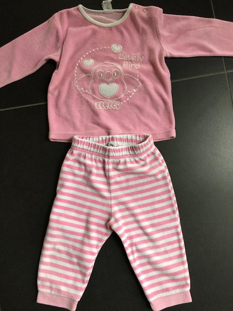 Pyjama roos C&A maat 80, Kinderen en Baby's, Babykleding | Maat 80, Nacht- of Onderkleding, C&A, Meisje, Ophalen of Verzenden