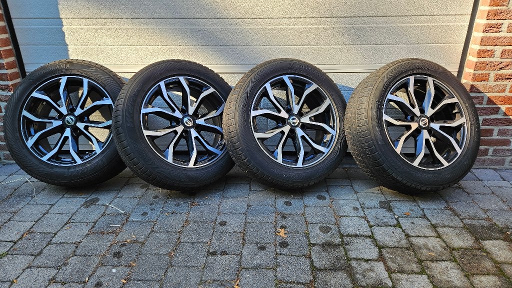 Originele Nissan Qashqai 17" velgen, Auto-onderdelen, Banden en Velgen, Velg(en), Zomerbanden, 17 inch, 215 mm, Gebruikt, Ophalen