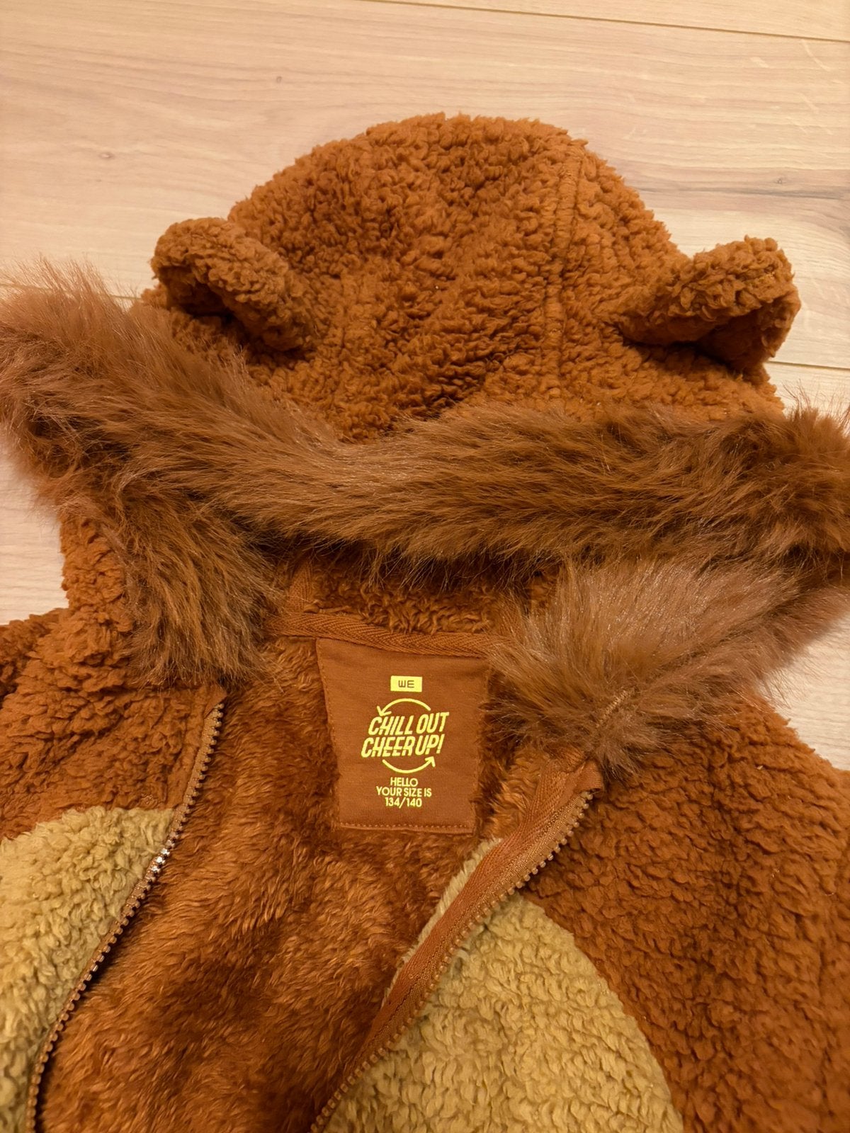 Onesie, Kinderen en Baby's, Ophalen, Zo goed als nieuw, Maat 134