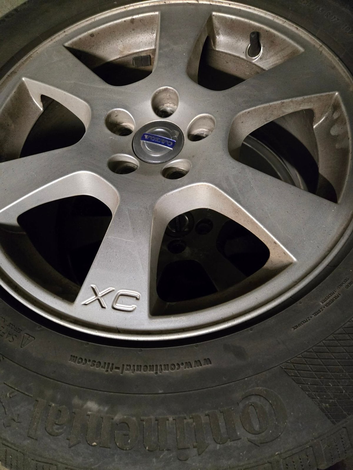 À VENDRE – 2 JEUX DE JANTES VOLVO, Enlèvement, 17 pouces, Pneu(s)