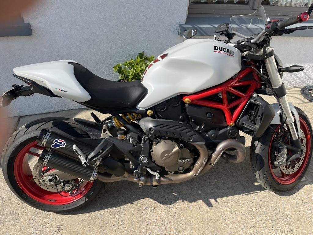moto Ducati Monster 821, Motos, Particulier