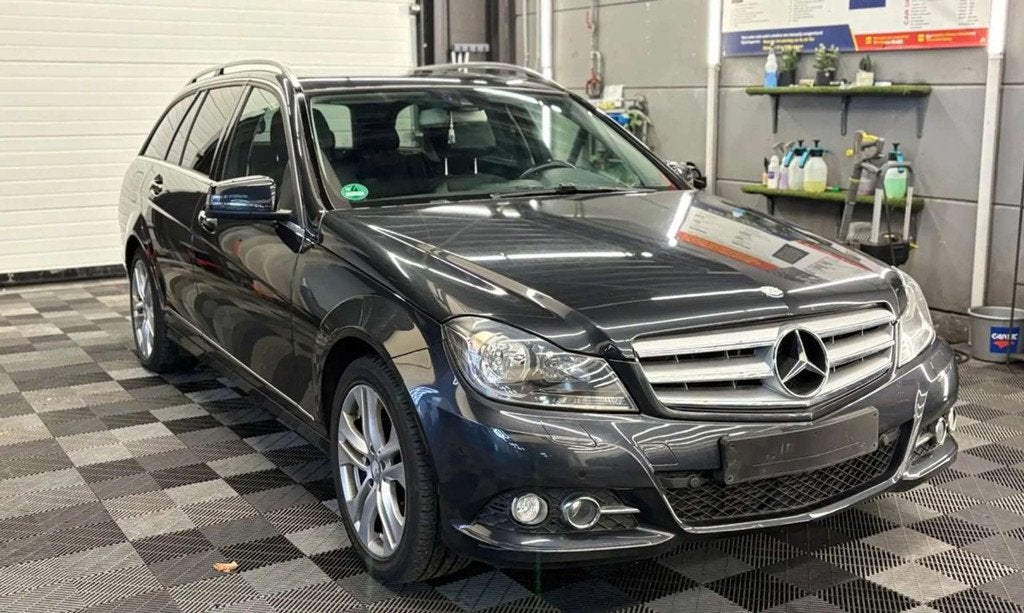 Mercedes-Benz C-Klasse 200 cdi Avantgarde BJ 2014 KM 217000, Entreprise, Noir, 5 portes, 4 cylindres