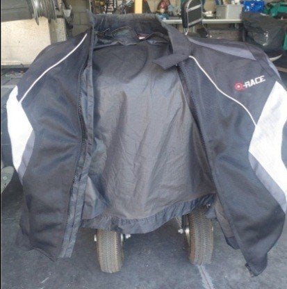À vendre : une veste de moto élégante et sportive Q-race, Enlèvement, Seconde main, Femmes, Manteau | cuir