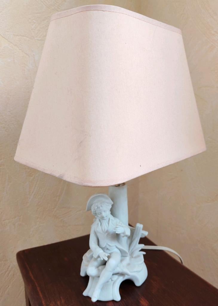 Lampe en "biscuit", Enlèvement