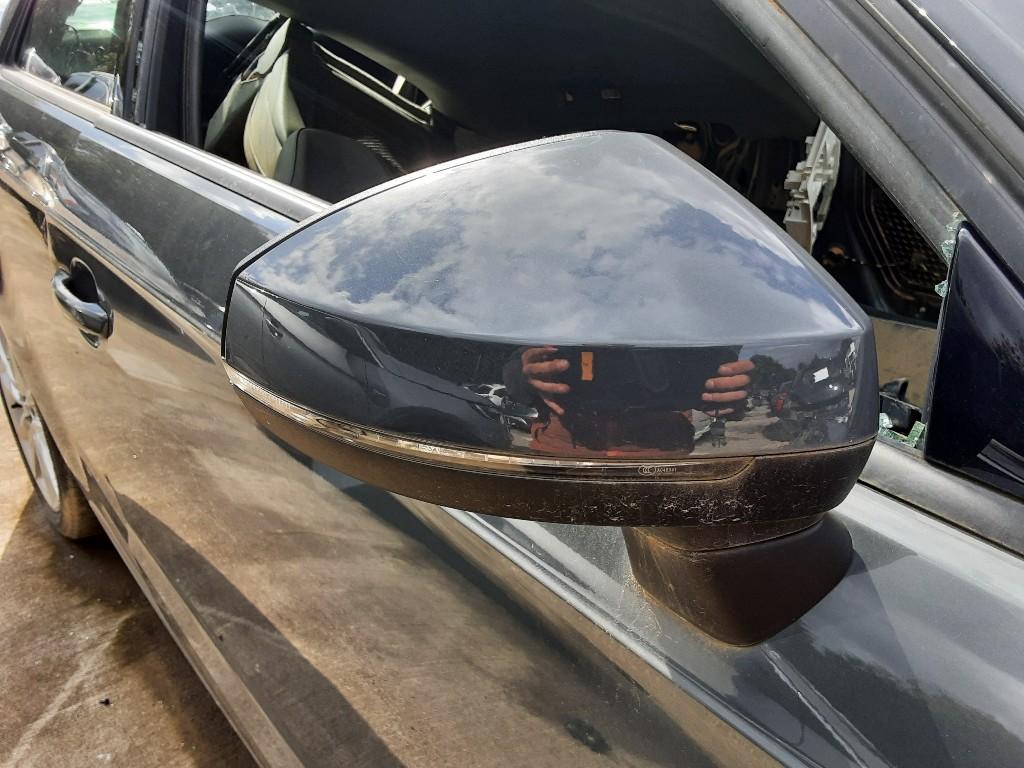 SPIEGEL RECHTS Audi A3 (8V1 / 8VK) (01-2012/10-2020), Gebruikt, Mevr. I. Hauben, Audi, Rue de l'Espoir 34 34
4030  GRIVEGNÉE, BE