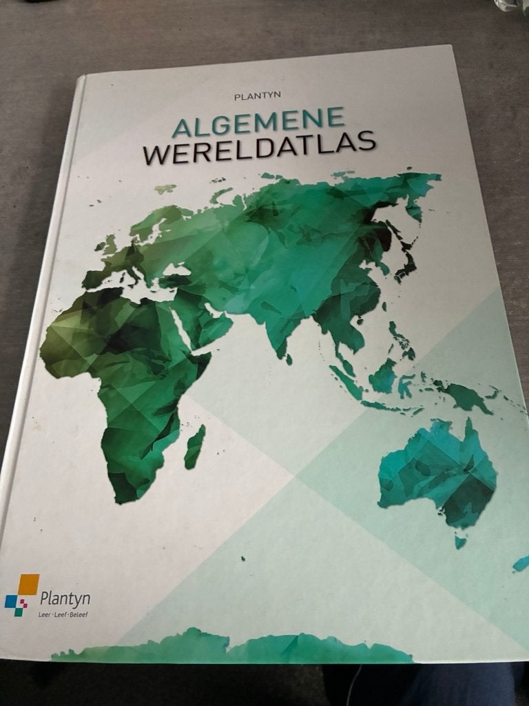 Plantyn Algemene Wereldatlas — editie 2017, Boeken, Gelezen, Overige atlassen, Plantyn, 2000 tot heden