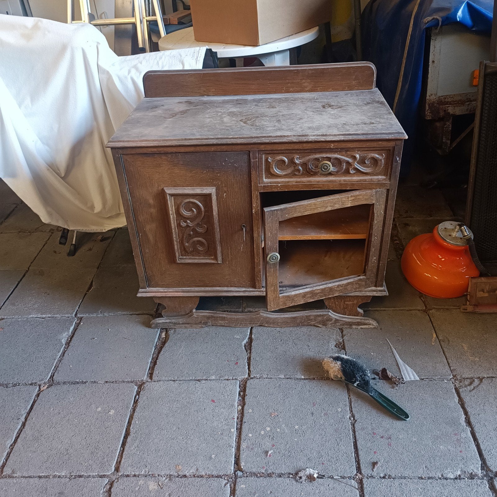 Armoire ancienne, Enlèvement