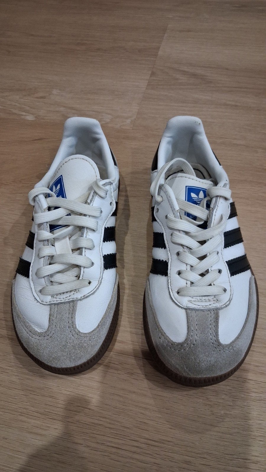 Adidas Samba Kids – Maat 28 – Wit/Zwart – heel goede staat, Kleding | Heren, Schoenen, Wit, Ophalen of Verzenden, Adidas, Sneakers