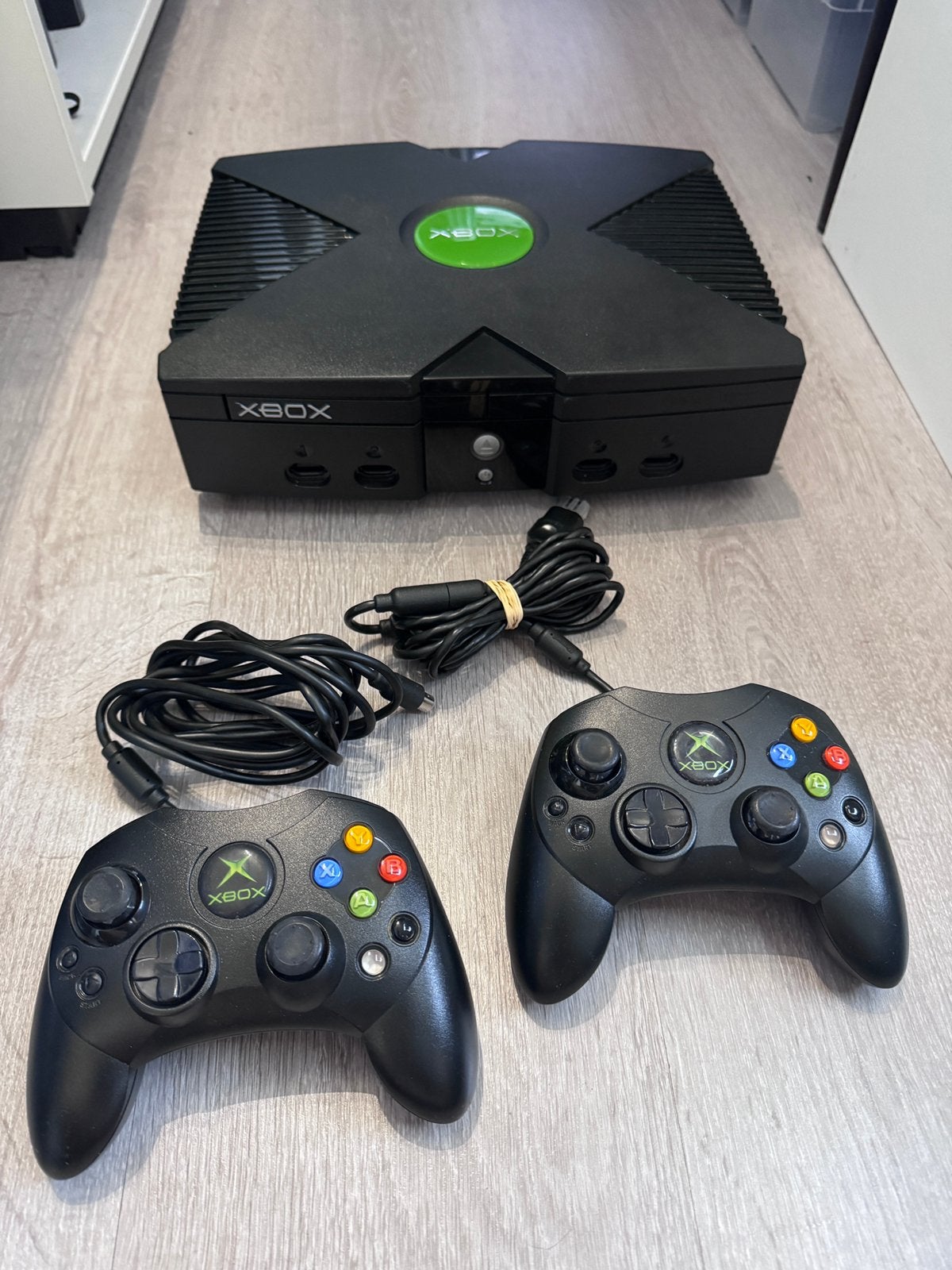 Xbox classic original met 2 controllers, Ophalen, Zo goed als nieuw, Met 2 controllers