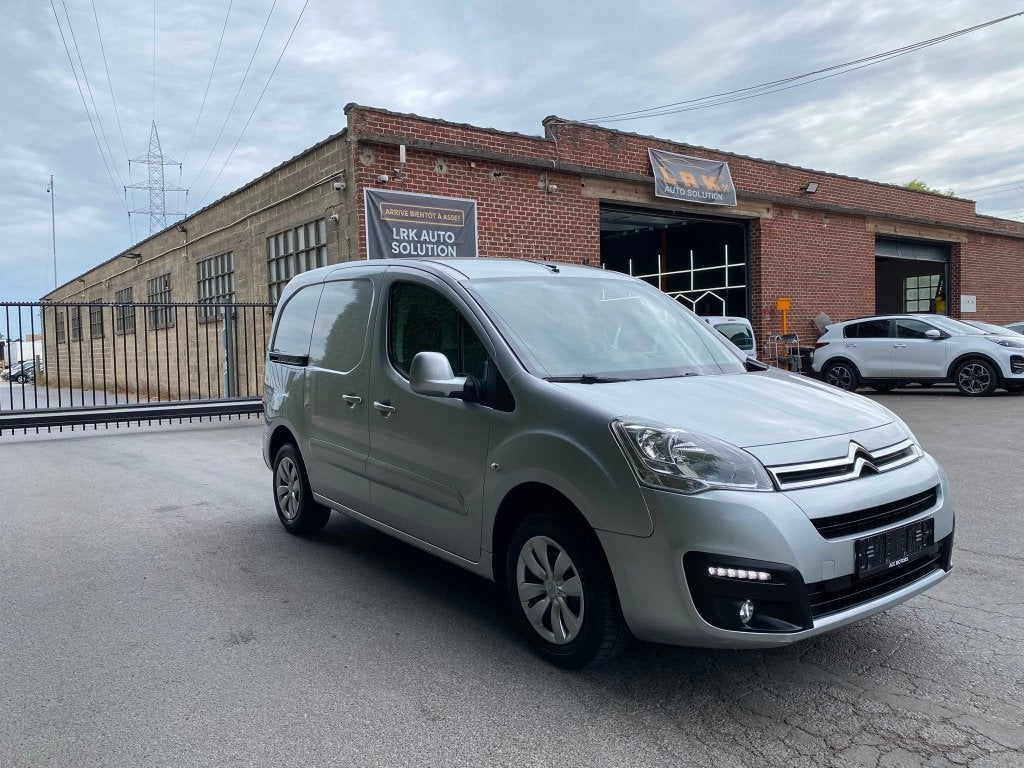 Citroën Berlingo  08/10/2017 - 17500,km -1,6 HDI - Euro .6b, Autos, Argent ou Gris, Achat, Euro 6, Entreprise