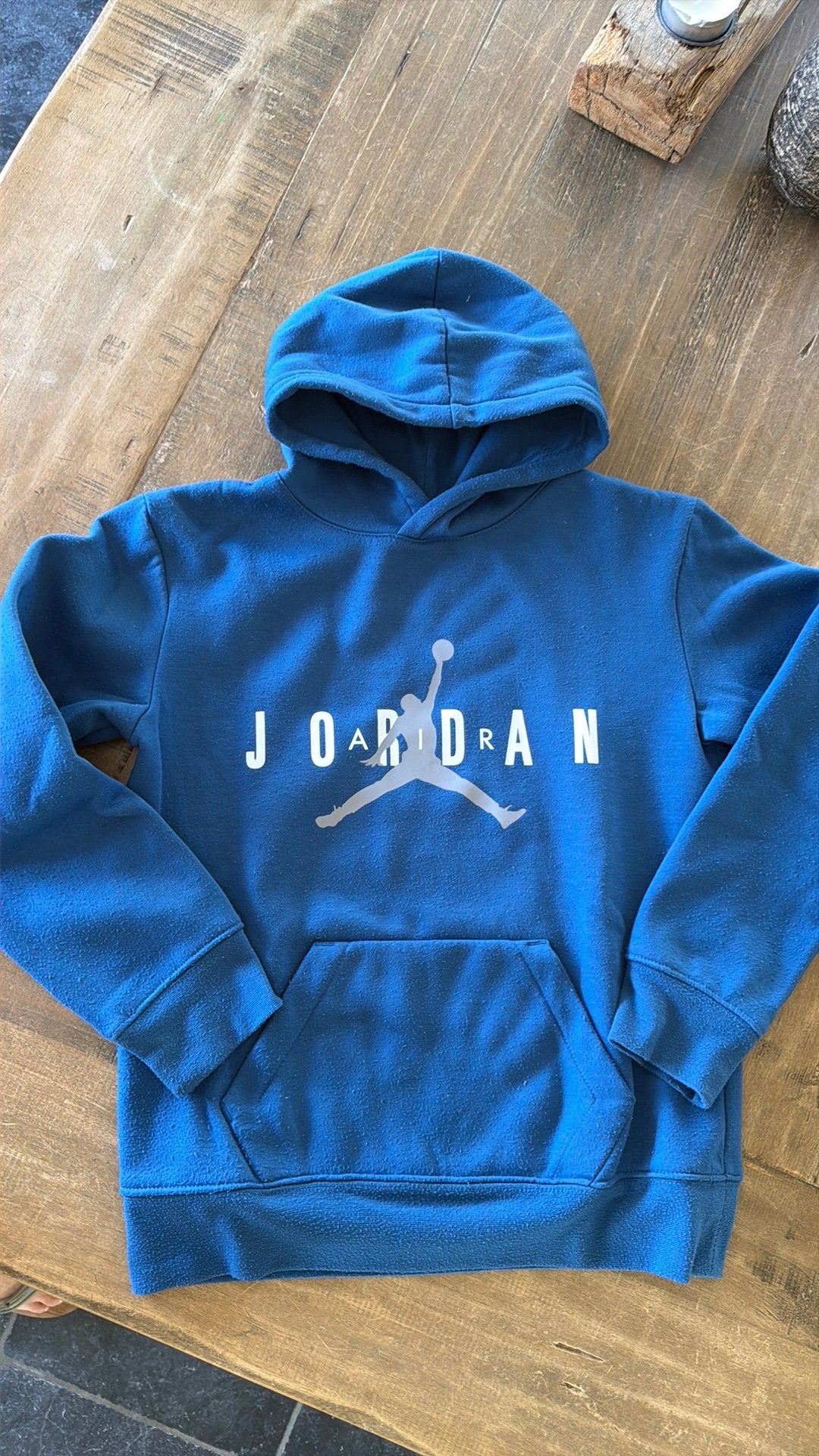 Hoodie Air Jordan maat 13, Kinderen en Baby's, Kinderkleding | Maat 158, Ophalen of Verzenden, Gebruikt, Jongen, Trui of Vest