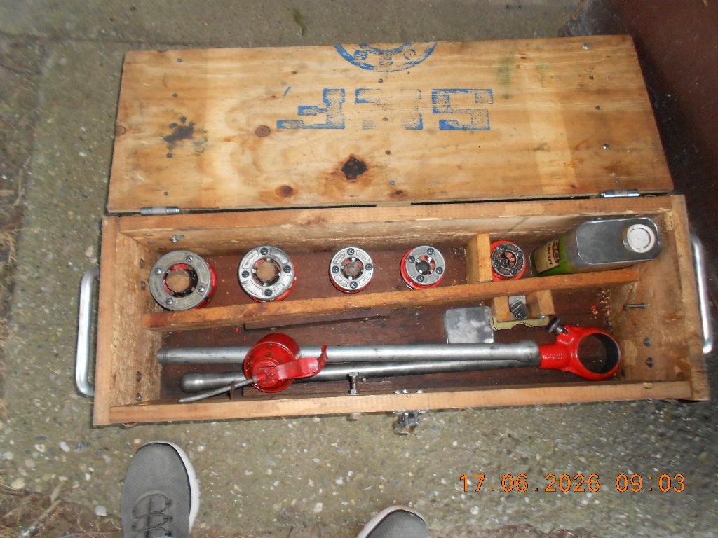 Ridgid Filjeers+Virax buizenklem op voet, Enlèvement, Comme neuf
