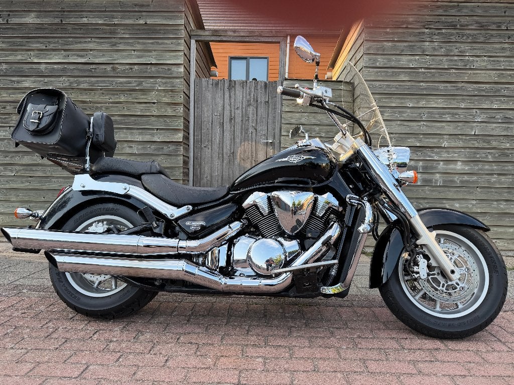 SUZUKI INTRUDER 1800 IN NIEUWSTAAT!!!, Motoren, 2 cilinders, Occasion, Chopper, Particulier