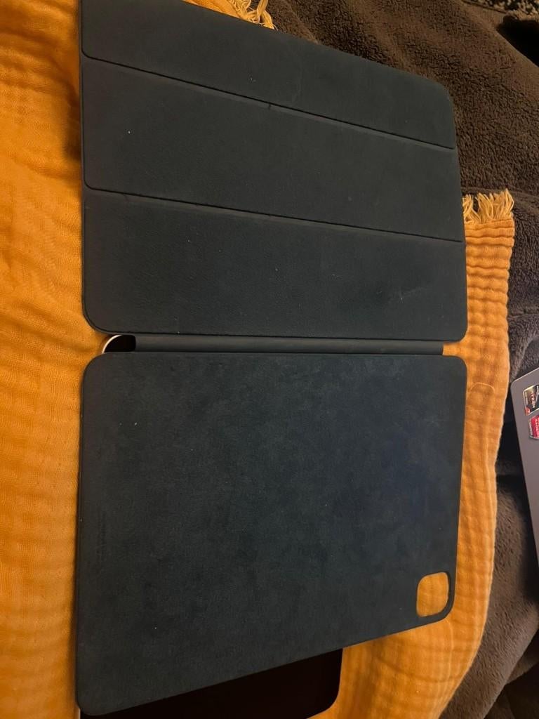 Apple ipad pro 11'' (4th gen) presque nouveau + blue cover, Apple iPad, 11 pouces, Comme neuf, Enlèvement