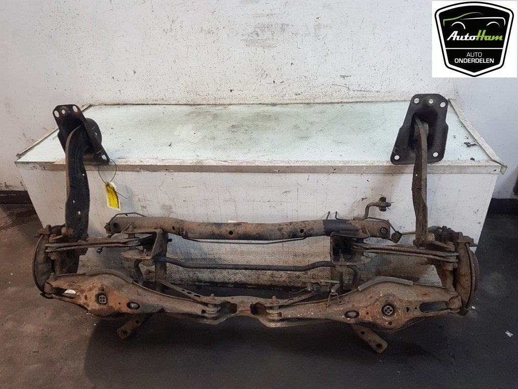 ESSIEU ARRIÈRE FWD Audi A3 Sportback (8VA / 8VF), Utilisé, Audi