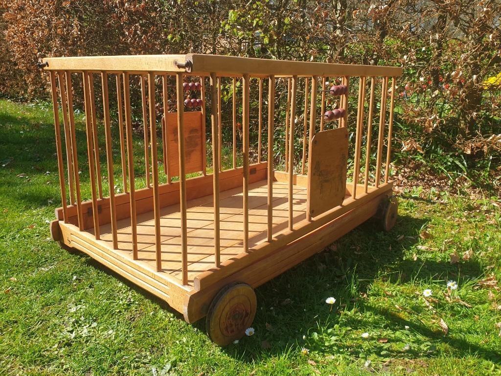 Antiek houten plooibaar babypark, babybox, babybed, Ophalen