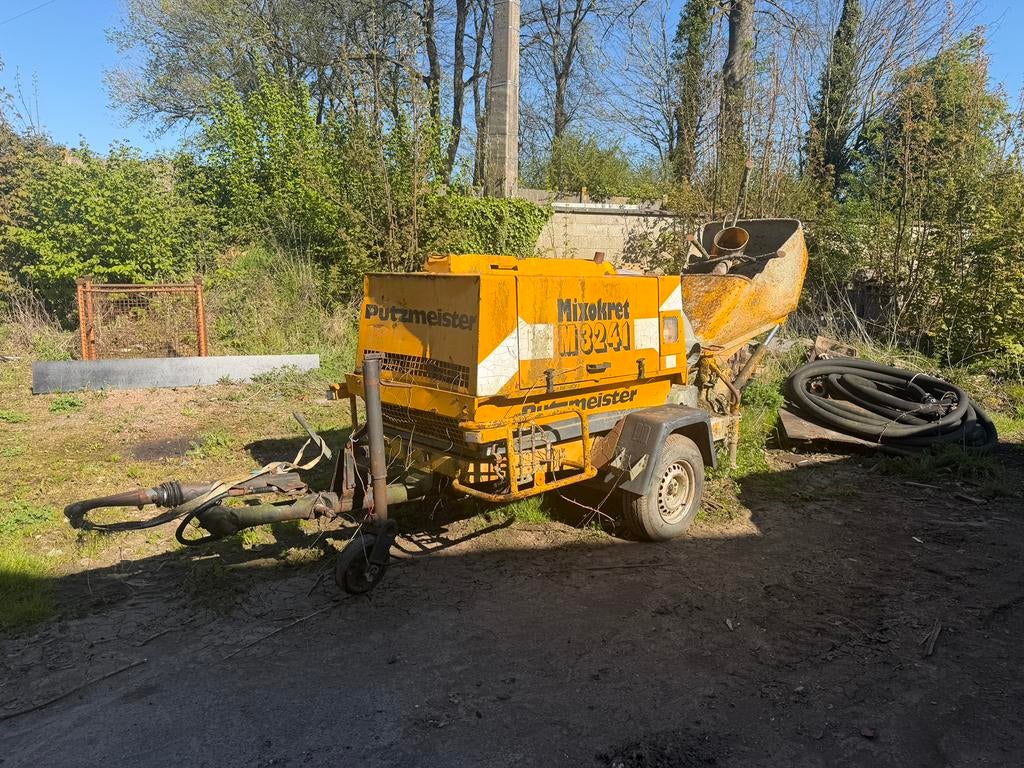 Putzmeister M3241 projeteuse a chape, Ophalen