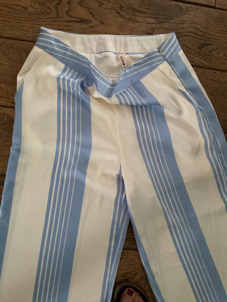 Prachtige broek wijde pijpen, nieuw, lichtblauw/crème, large, Overige kleuren, Elli white, Maat 42/44 (L), Nieuw
