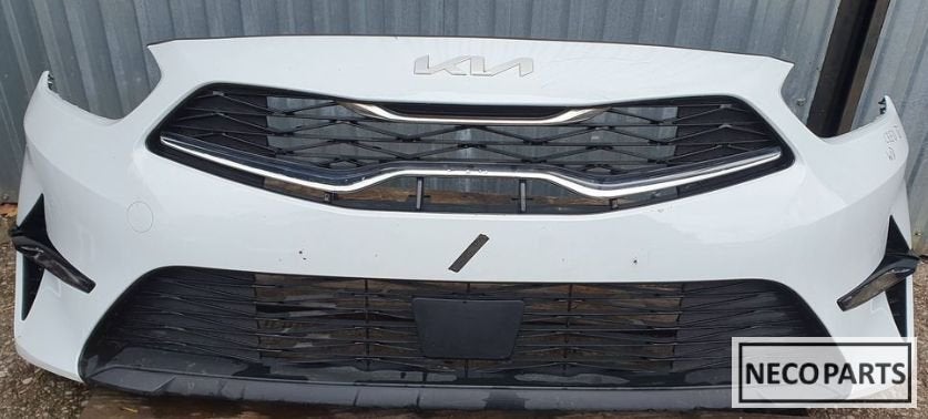 KIA CEED VOORBUMPER BUMPER ORIGINEEL ALLES LEVERBAAR!!!, -, Voor, -, Ophalen of Verzenden