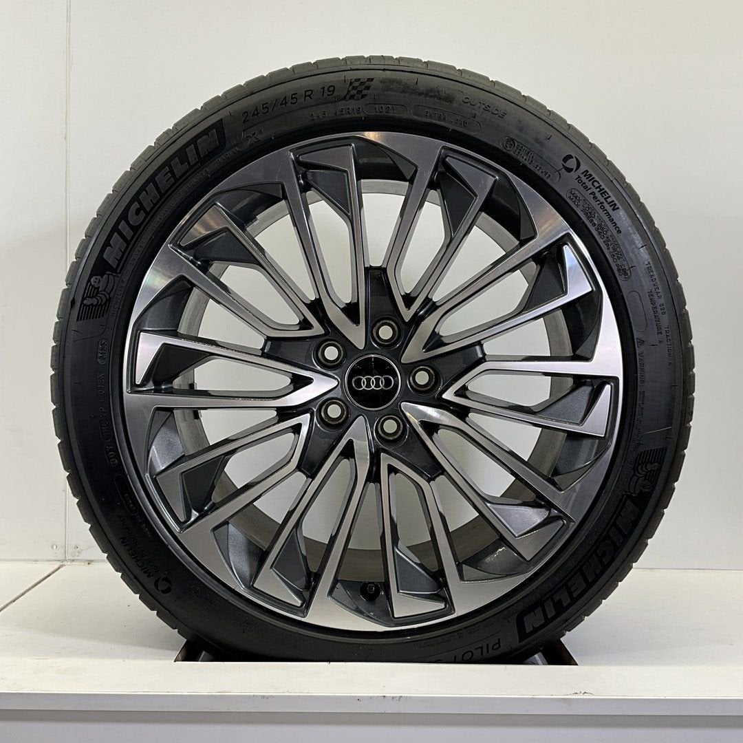 AUDI A6 A7 SET VElGEN + ZOMERBANDEN 19 INCH, Neuf, Pneus et Jantes, 245 mm, Véhicule de tourisme