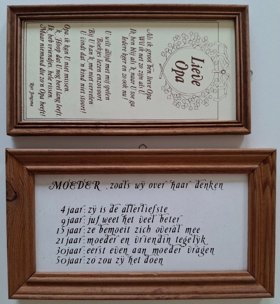 2 Ingekaderde Keramieken 'Villeroy&Boch' tegels met spreuk, Antiek en Kunst, Ophalen of Verzenden