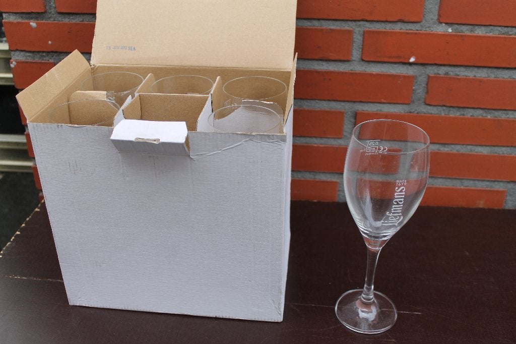 Boîte de 6 verres à pieds Liefmans sur pied Ritzenhof 25cl, Enlèvement ou Envoi, Neuf, Verre à bière