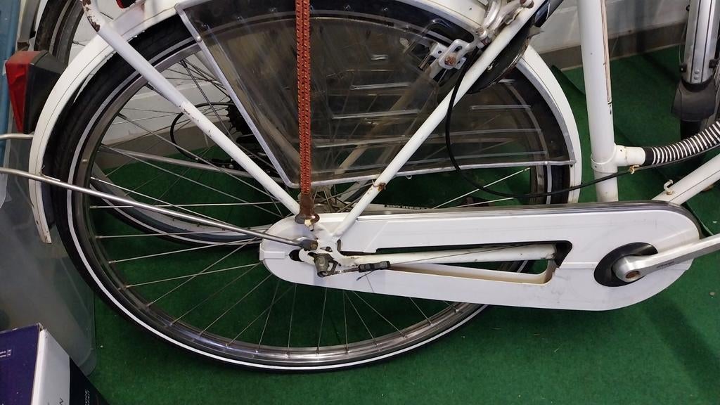 Damesfiets wit helemaal inorde gezet ,klaar om terug veel ve, Fietsen en Brommers, 59 cm of meer, Ophalen, Cromwell, Jaren '20 of ouder
