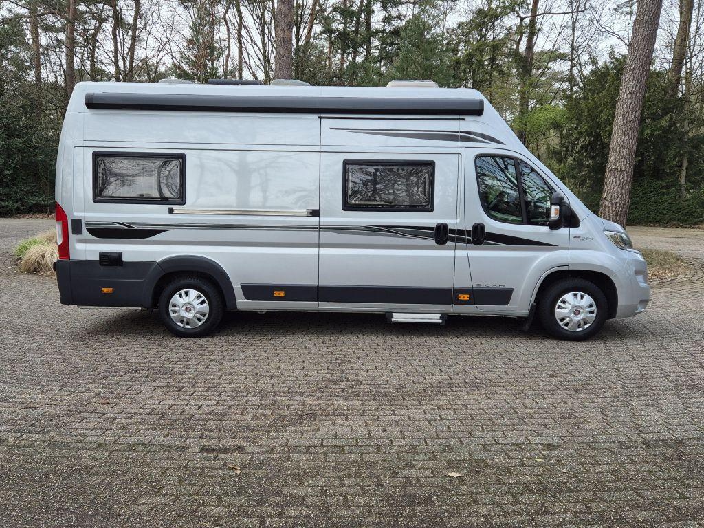Font Vendome Plaisance 640 hefbed solar rondzit 1eig, Caravans en Kamperen, Bedrijf