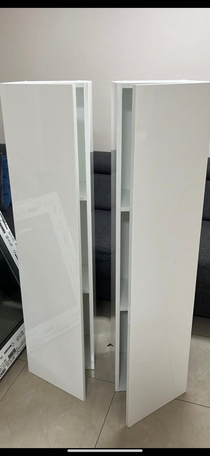 TE KOOP kast rollator tafel kandelaar zonnebank salon zetel, Huis en Inrichting, Woonaccessoires | Wandplanken en Boekenplanken