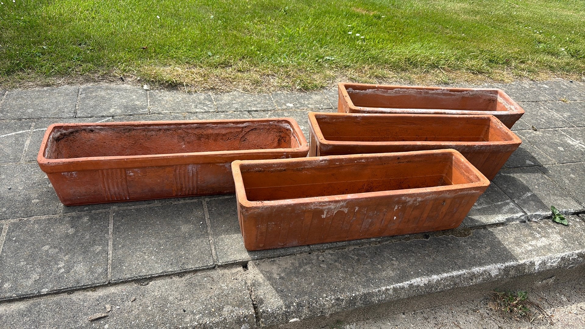 4 terracotta bloempotten, Enlèvement, Comme neuf
