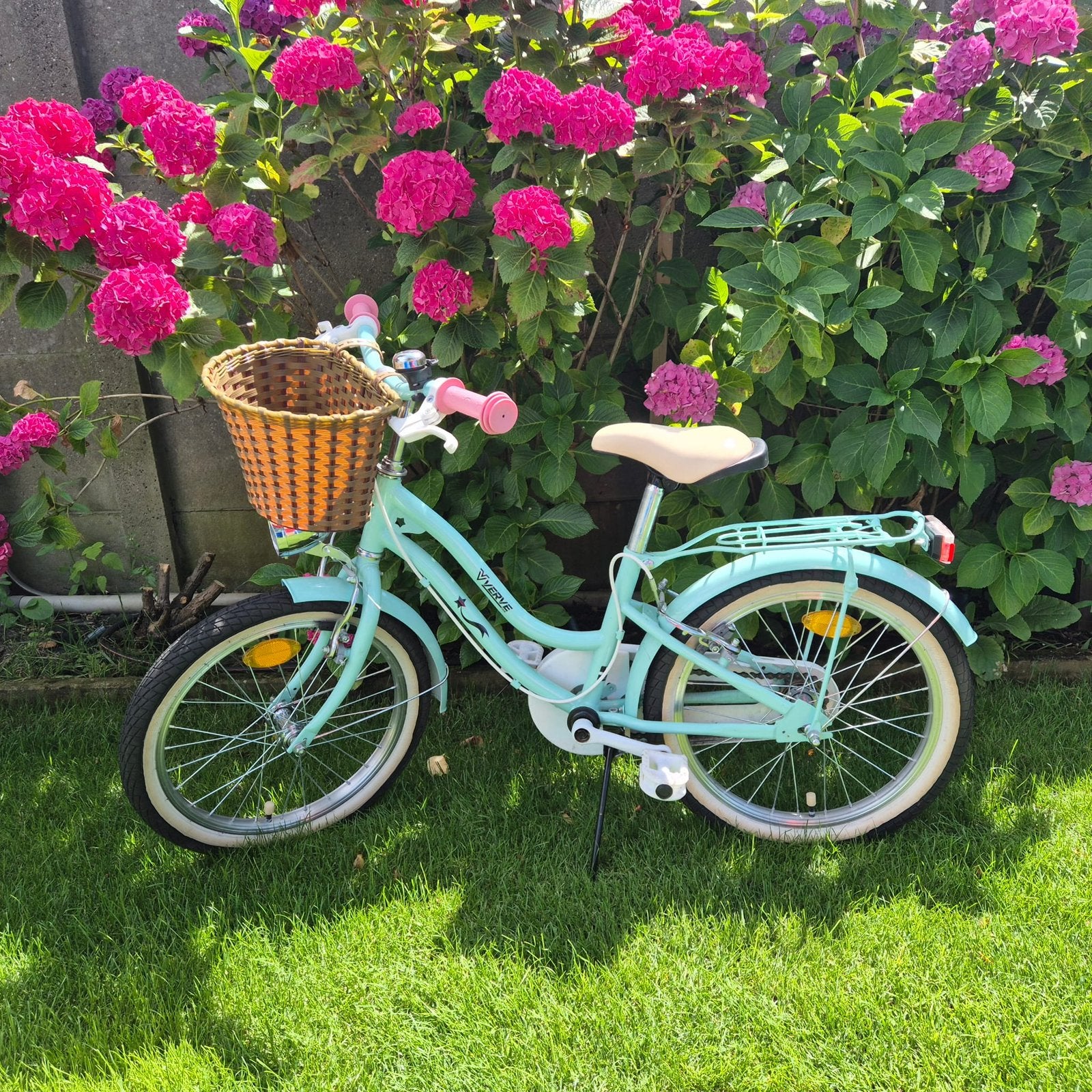 18 inch fiets in zeer goede staat, Fietsen en Brommers, Fietsen | Meisjes, Ophalen, Velgrem, 18 inch, Handrem