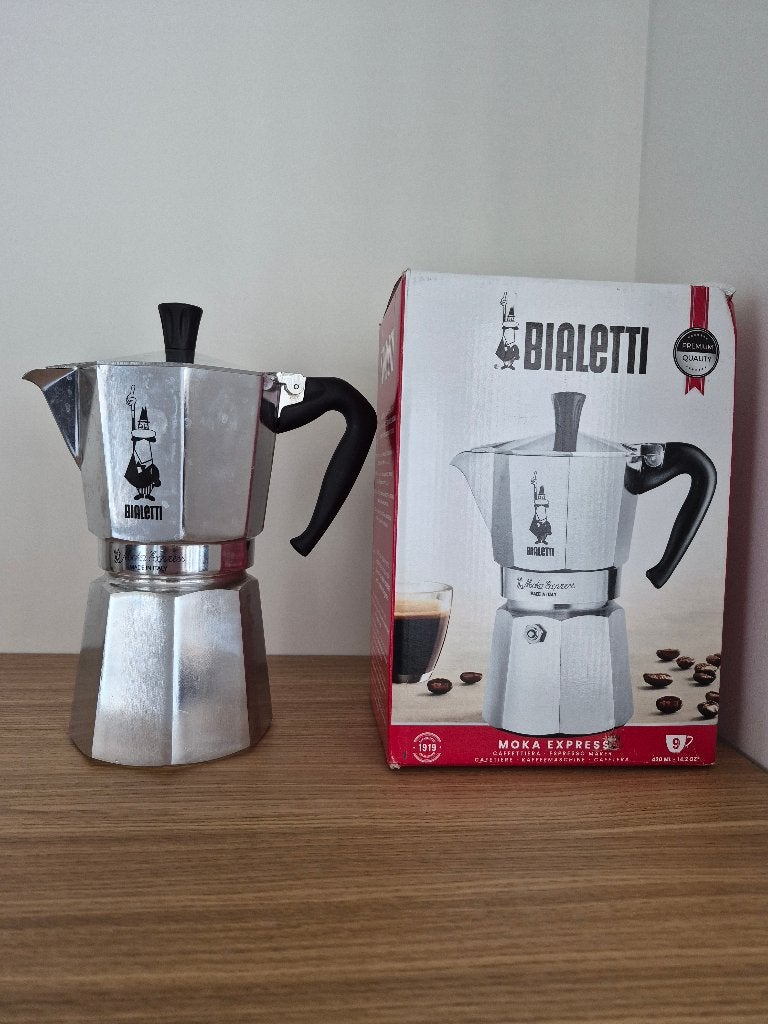 Bialetti MOKA Express vooor 9 cups, Ophalen, Espresso apparaat, Gemalen koffie, Zo goed als nieuw