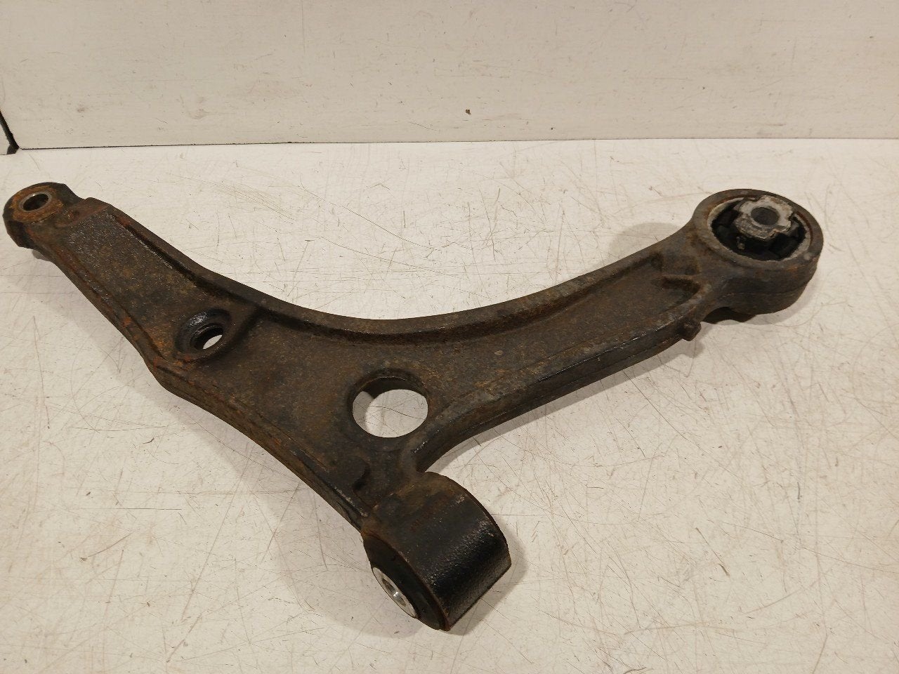 Draagarm links voor Citroën Jumper, Onderdelen@venauto.nl, Van der Ven Autorecycling B.V., Gebruikt, Ettenseweg 76, 4706 PB Roosendaal, The Netherlands